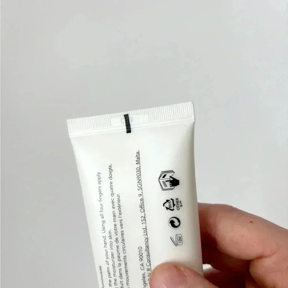 NWT Saturday Skin Pretty Pop Probiotic Power Whipped Cream - 45 ml - 1.52 oz - Picture 5 of 11